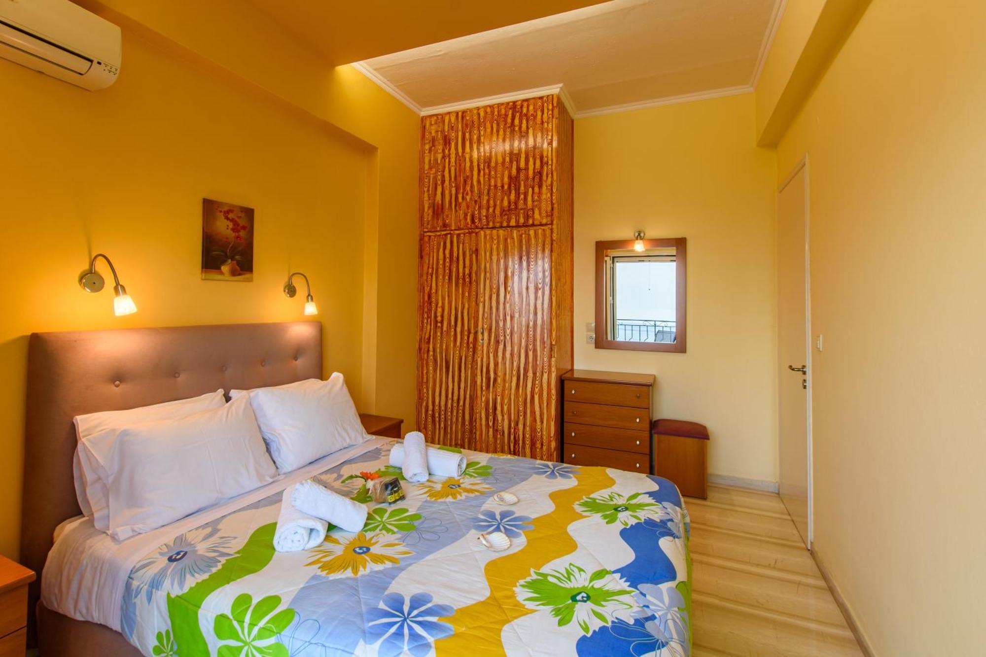Butterfly Appartments Barbati Exterior photo