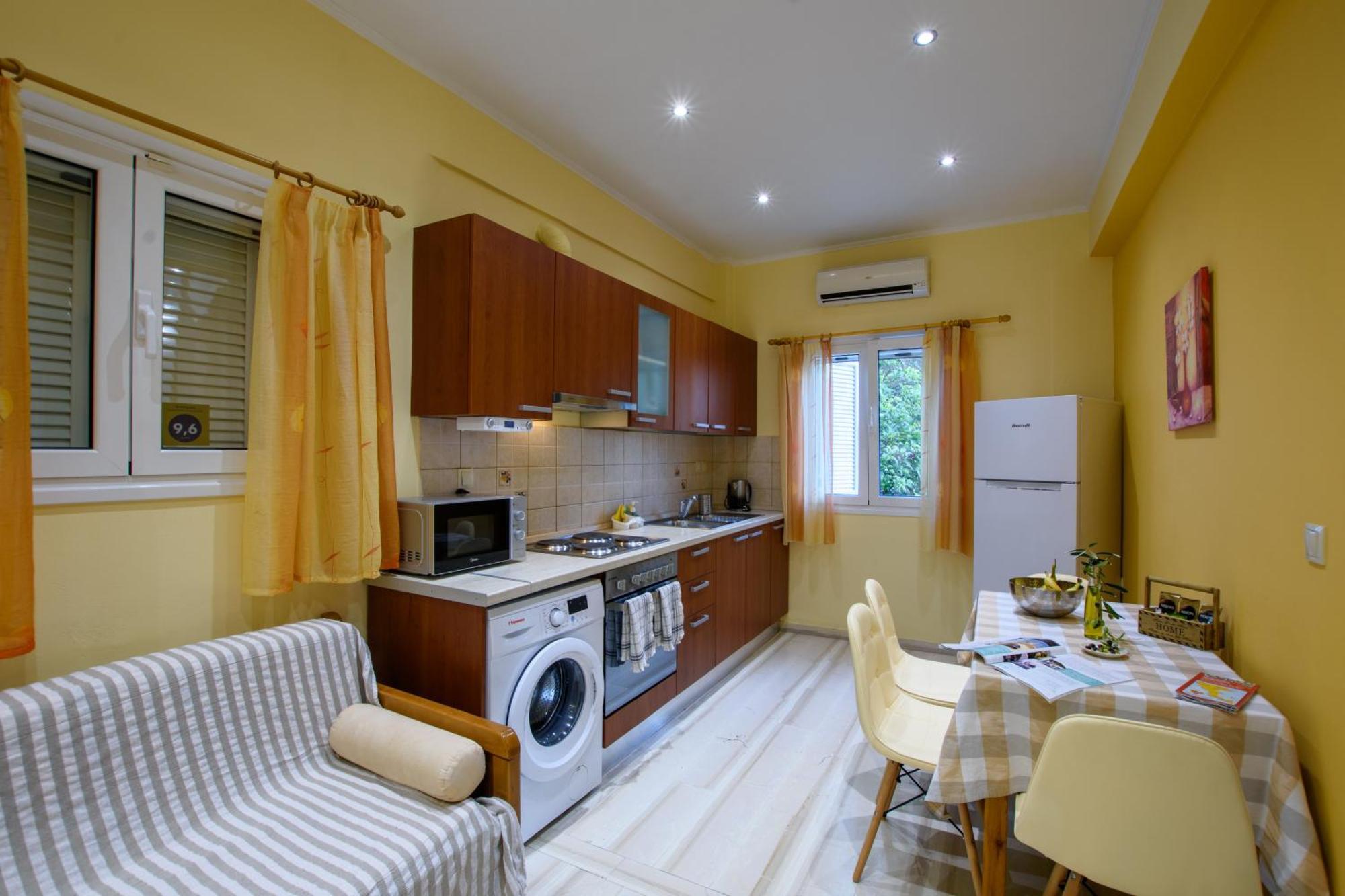 Butterfly Appartments Barbati Exterior photo