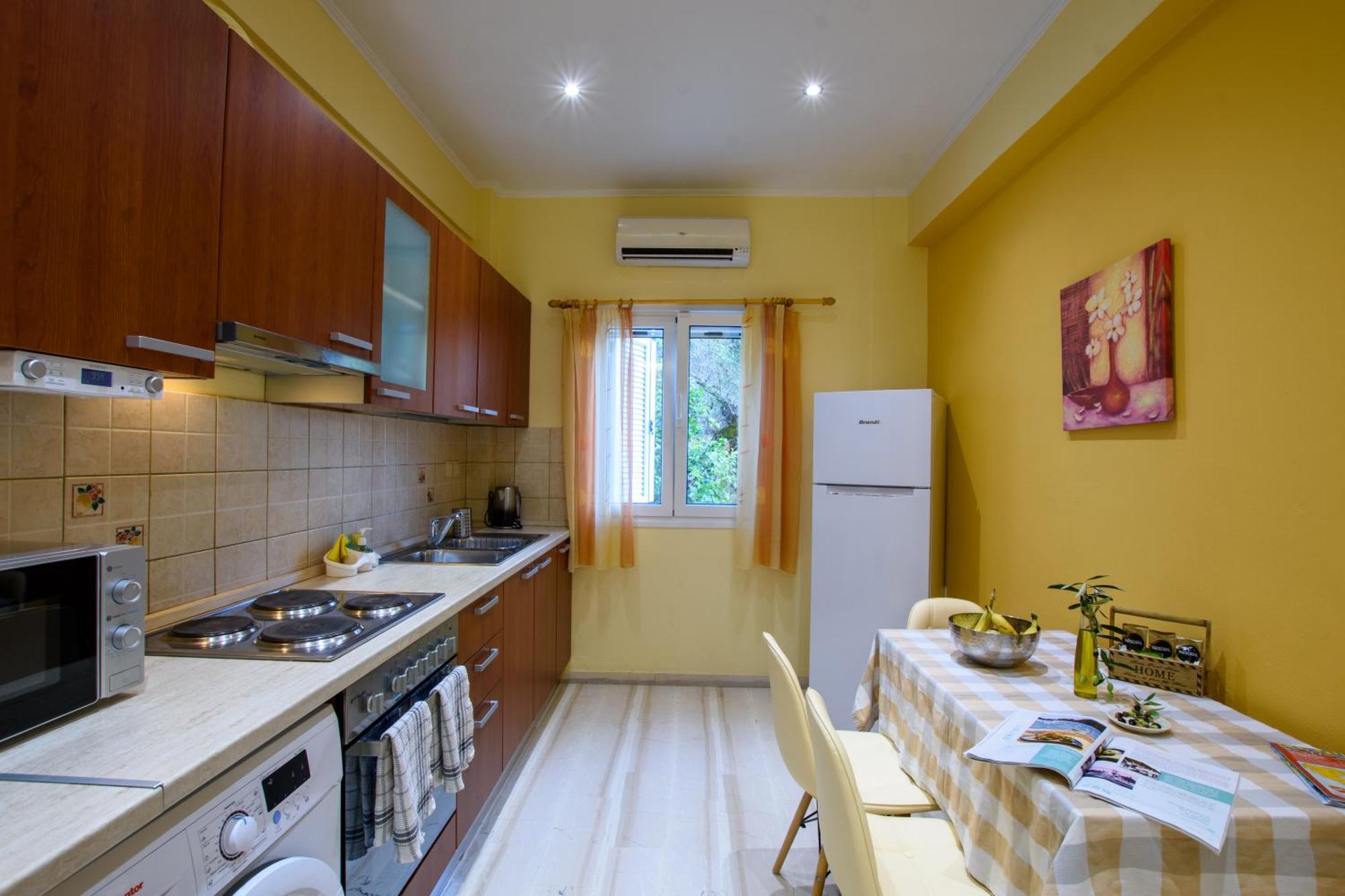Butterfly Appartments Barbati Exterior photo